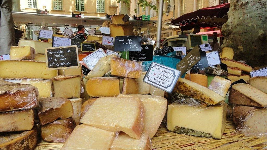 cheeses-gc938f700d_1280